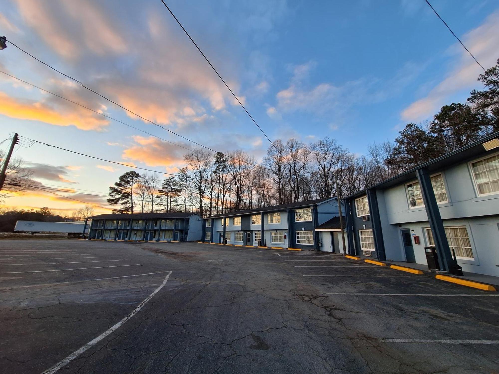 Budget Inn - Roxboro Exterior foto